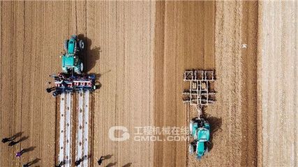 为决胜全面建成小康社会贡献农机力量 --看农机龙头企业雷沃重工的“三农担当”
